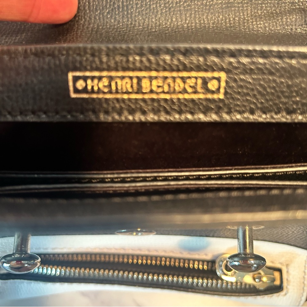 Henri Bendel crossbody fold over Robot Bag - Picture 6 of 14